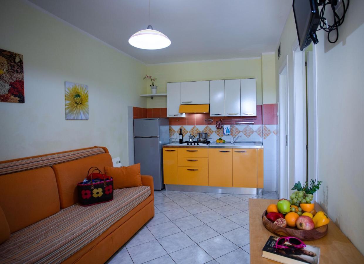Hotel Residence Riviera Calabra Zambrone Exterior photo