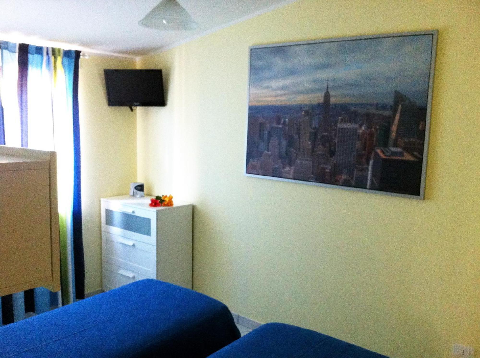 Hotel Residence Riviera Calabra Zambrone Room photo